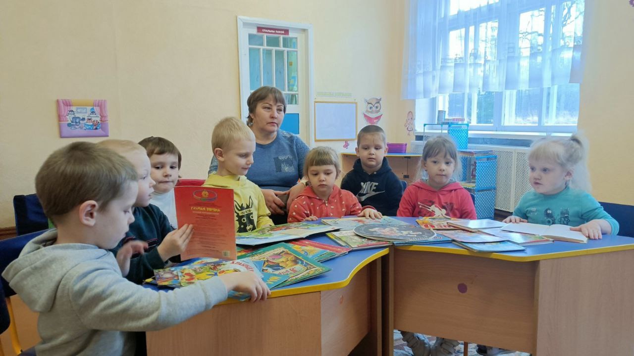 Участники мероприятия Лужковской библиотеки