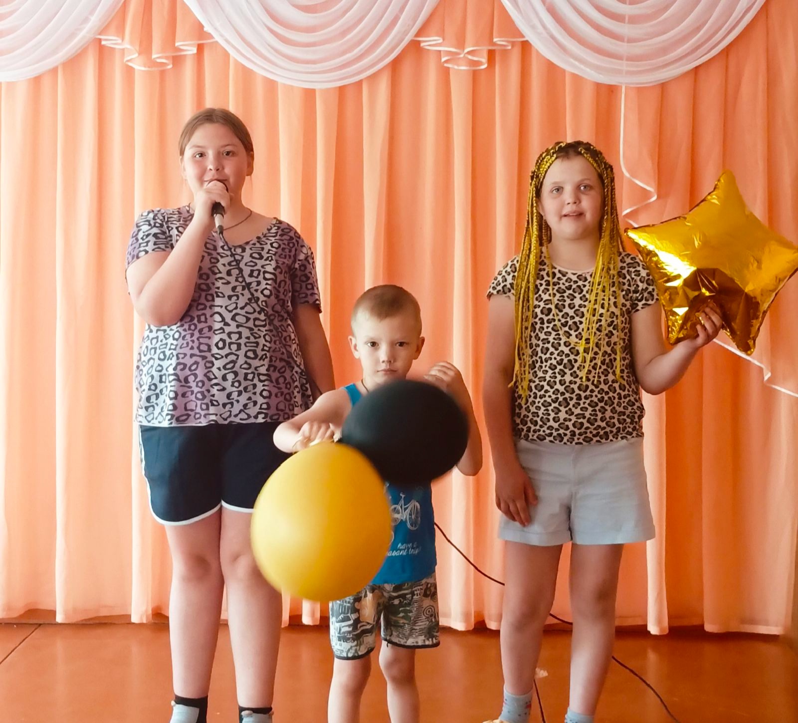 весёлая песенка