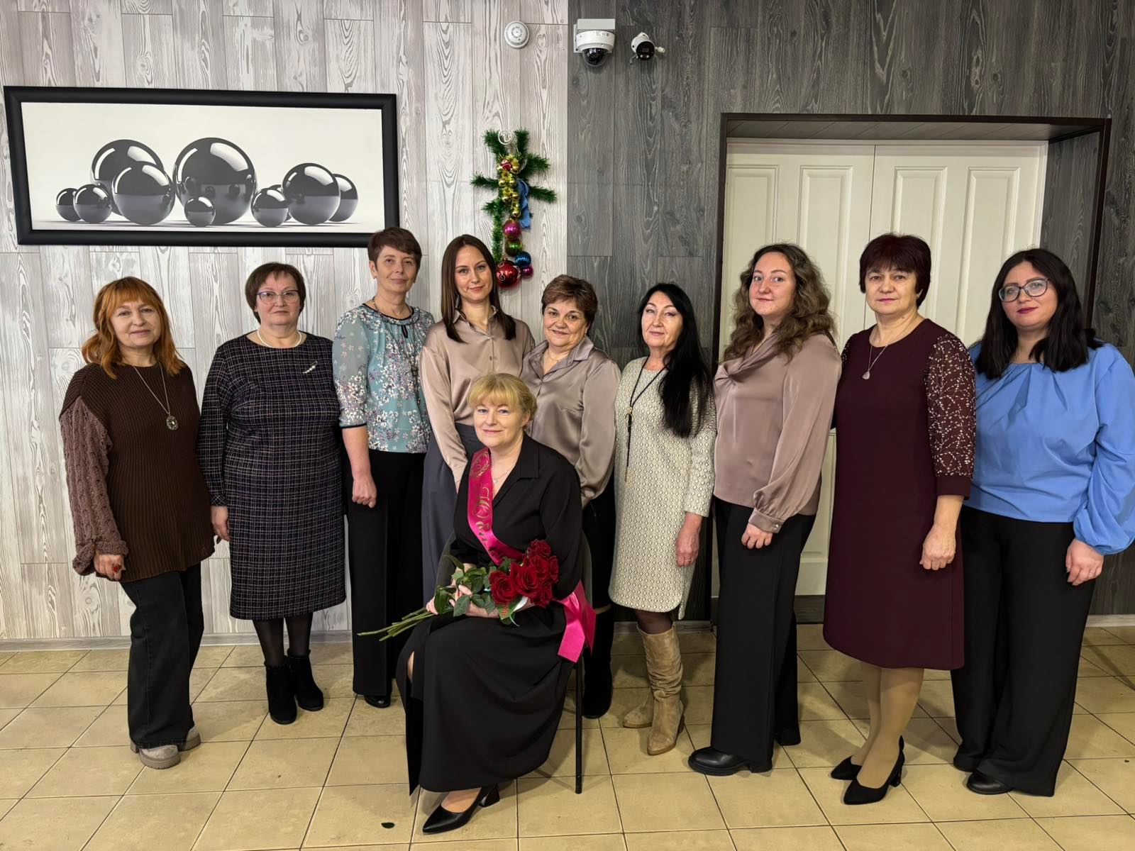 Татьяна Михайловна с коллегами